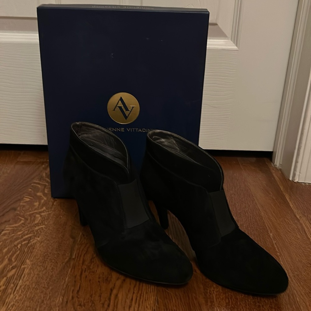 Adrienne Vittadini Black Suede Booties